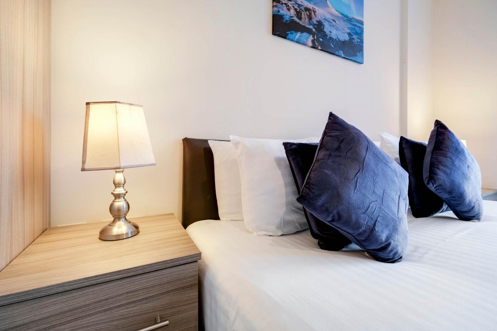 Alder House Serviced Apartment Maidenhead By 360Stays Exterior foto